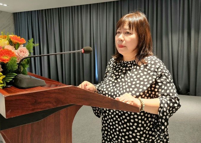 Bà Trần Tú Anh, Quản lý dự án GCF2-SACCR, phát biểu tại Hội thảo. Ảnh: Nguyễn Thành – TTXVN Học hỏi kinh nghiệm về nông nghiệp chống chịu hạn hán dựa vào cộng đồng ảnh 1