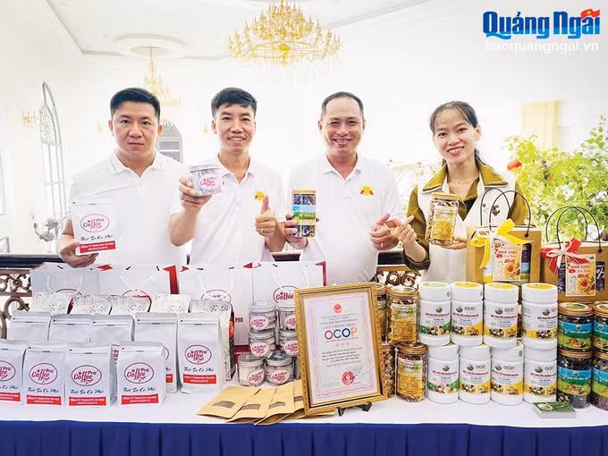 Người trẻ khởi nghiệp, làm giàu từ nông nghiệp ảnh 1