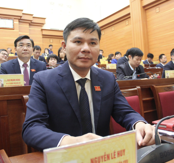 Ông Nguyễn Lê Huy được bầu giữ chức Phó Chủ tịch UBND tỉnh Hưng Yên, nhiệm kỳ 2021 - 2026. Ảnh: Đỗ Huyền - TTXVN Ông Nguyễn Lê Huy được bầu giữ chức Phó Chủ tịch UBND tỉnh Hưng Yên ảnh 1