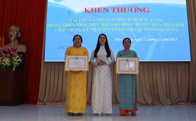 Hỗ trợ phụ nữ xây dựng, lan tỏa mô hình hay trong phát triển kinh tế ở Hậu Giang ảnh 1