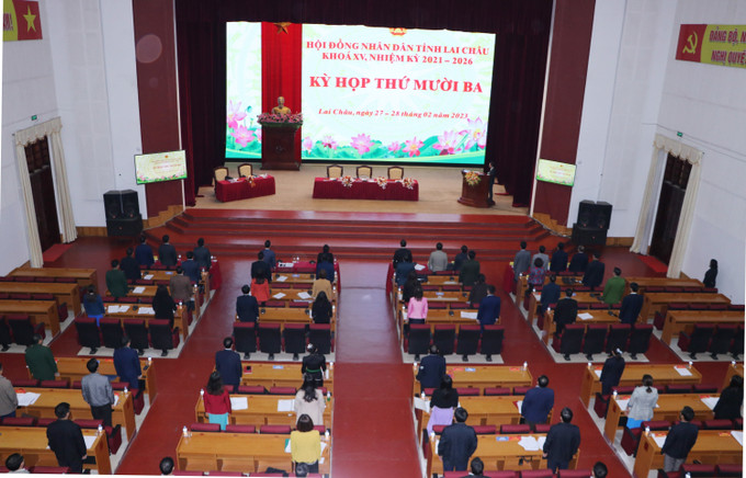 Quang cảnh kỳ họp. Ảnh: Đinh Thùy-TTXVN Lai Châu thông qua nhiều nghị quyết thực hiện chương trình mục tiêu Quốc gia ảnh 3