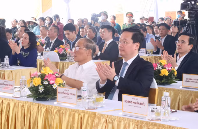 Khởi công hai dự án thuộc Quy hoạch bảo tồn, tôn tạo, phát huy giá trị Khu lưu niệm Chủ tịch Hồ Chí Minh ảnh 1