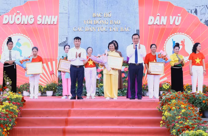 Ngày Quốc tế Người cao tuổi 1/10: Quan tâm nâng cao đời sống tinh thần, thể chất cho người cao tuổi ảnh 5