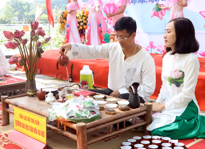 Khai mạc Tuần văn hóa trà sen Kiếp Bạc, Hải Dương ảnh 4