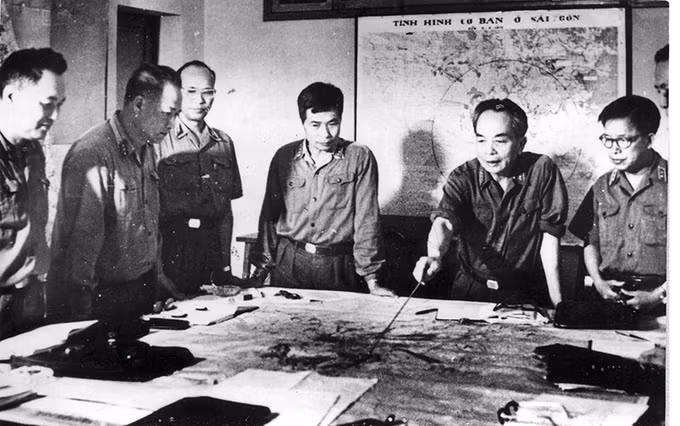 Triển lãm trực tuyến “Đại tướng Võ Nguyên Giáp - Vị tướng huyền thoại” ảnh 1