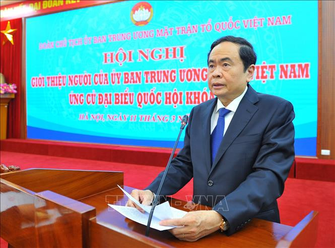 Đồng chí Trần Thanh Mẫn Ủy viên Bộ Chính trị, Chủ tịch Ủy ban Trung ương MTTQ Việt Nam phát biểu khai mạc hội nghị. Ảnh: Minh Đức - TTXVN Giới thiệu 4 người của Ủy ban Trung ương Mặt trận Tổ quốc Việt Nam ứng cử đại biểu Quốc hội khóa XV ảnh 1