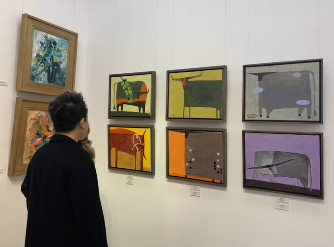 Hơn 80 tác phẩm mỹ thuật trưng bày trong triển lãm “Đón Trâu vàng 2021” ảnh 1