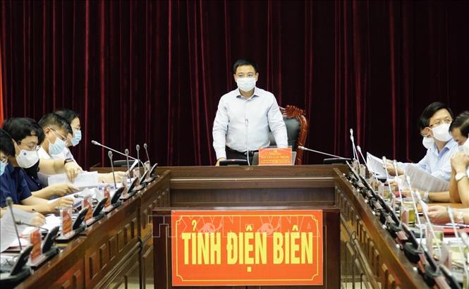 Ông Nguyễn Văn Thắng, Bí thư Tỉnh uỷ Điện Biên phát biểu chỉ đạo cuộc họp. Ảnh: Xuân Tư - TTXVN Điện Biên ghi nhận một trường hợp dương tính với SARS-CoV-2 ảnh 1