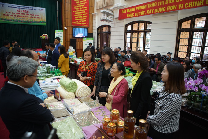 Sản phẩm được giới thiệu tại Hội nghị đánh giá, phân hạng sản phẩm OCOP thành phố Hà Nội năm 2020 (lần thứ nhất). Hà Nội gắn sao cho 334 sản phẩm OCOP ảnh 3