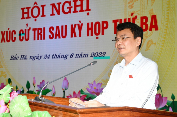 Đồng chí Đặng Xuân Phong, Ủy viên Ban Chấp hành Trung ương Đảng, Bí thư Tỉnh ủy, Trưởng đoàn đại biểu Quốc hội tỉnh Lào Cai phát biểu tại Hội nghị. Ảnh: Quốc Khánh - TTXVN Cử tri Lào Cai kiến nghị tháo gỡ khó khăn, vướng mắc trong phát triển kinh tế - xã hội địa phương ảnh 1
