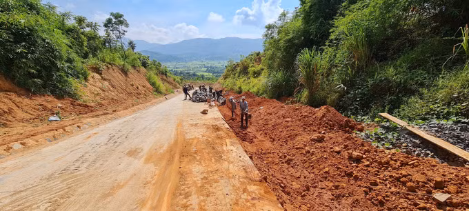 Gia Lai chậm giải ngân vốn đầu tư công - chủ đầu tư thành "con nợ" ảnh 1