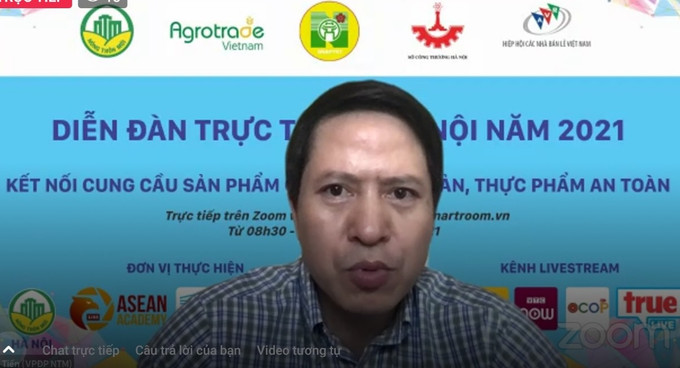 Cục trưởng - Chánh Văn phòng Điều phối Chương trình xây dựng nông thôn mới Trung ương Nguyễn Minh Tiến đánh giá: Diễn đàn là cầu nối để người sản xuất, người tiêu dùng, các doanh nghiệp bán lẻ gặp gỡ, kết nối tiêu thụ sản phẩm. Đây là hoạt động rất hiệu quả trong bối cảnh dịch COVID-19 diễn biến phức tạp… Diễn đàn trực tuyến Hà Nội 2021 - kết nối cung cầu sản phẩm OCOP và nông sản, thực phẩm an toàn ảnh 5