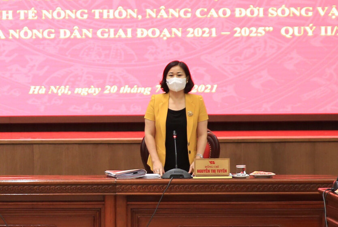 Ủy viên Trung ương Đảng, Phó Bí thư Thường trực Thành ủy Hà Nội, Trưởng ban Chỉ đạo Chương trình số 04 của Thành ủy Nguyễn Thị Tuyến phát biểu kết luận hội nghị. Hà Nội phấn đấu đến hết năm 2021 thu nhập người dân nông thôn đạt 60 triệu đồng/người/năm ảnh 7
