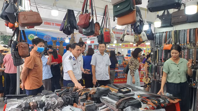Hà Nội tiếp tục triển khai Tuần hàng tư vấn, giới thiệu và bán sản phẩm OCOP ảnh 2