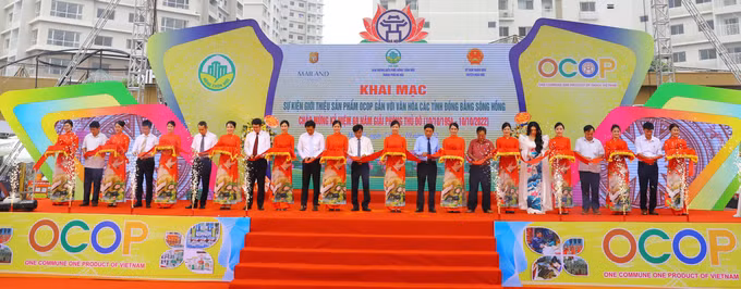 Hà Nội giới thiệu hơn 2.000 sản phẩm OCOP gắn với văn hóa các tỉnh Đồng bằng sông Hồng ảnh 1
