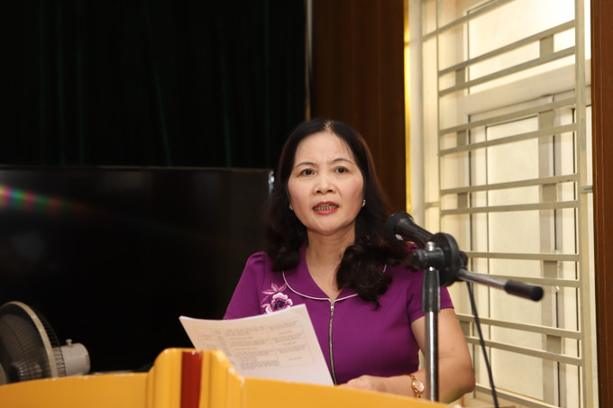 Bà Hoàng Thị Huyền - Phó Chánh Văn phòng chuyên trách - Văn phòng điều phối Nông thôn mới Thành phố Hà Nội giới thiệu kế hoạch tổ chức sự kiện giới thiệu, quảng bá sản phẩm OCOP gắn với văn hóa các tỉnh miền núi phía Bắc. Hà Nội giới thiệu, quảng bá sản phẩm OCOP gắn với văn hóa các tỉnh miền núi phía Bắc ảnh 3