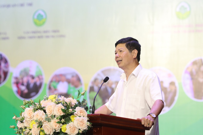 Ông Vũ Thành Long, Phó Ban chỉ đạo OCOP, Trưởng Ban Xây dựng nông thôn mới tỉnh Quảng Ninh cho rằng, Quảng Ninh là tỉnh đầu tiên triển khai Chương trình mỗi xã, phường một sản phẩm. Tuy nhiên, Hà Nội mới là địa phương đi đầu cả nước trong việc thực hiện Chương trình OCOP. Hội thảo Hà Nội kết nối giao thương, tiêu thụ sản phẩm OCOP với các tỉnh miền núi phía Bắc ảnh 4