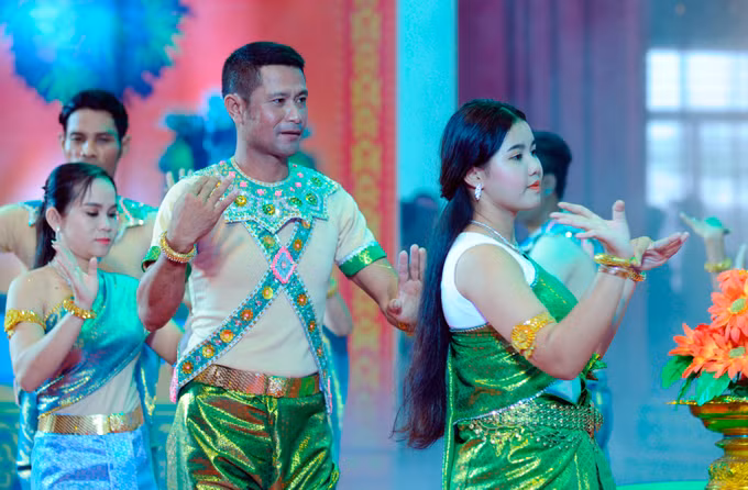 Đoàn nghệ thuật Khmer tỉnh Sóc Trăng - nơi bảo tồn phát huy dân ca, dân vũ Khmer ảnh 5