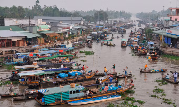 Chợ nổi Ngã Năm - điểm đến độc đáo vùng sông nước Nam bộ ảnh 6