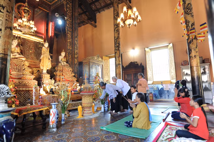  Kiến trúc đặc sắc của chùa Kh’Leang ở Sóc Trăng ảnh 4