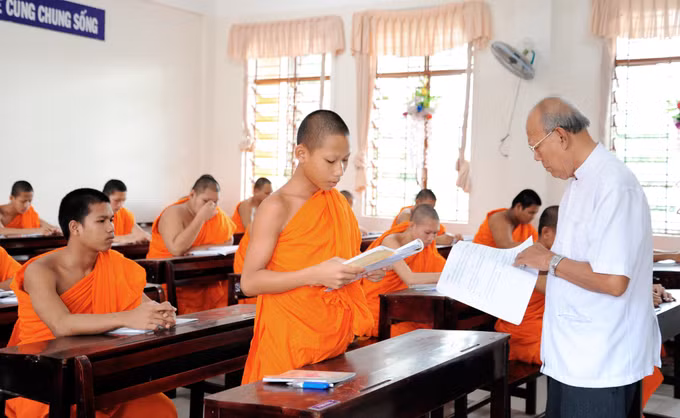 Ngôi trường của các tăng sinh Khmer ảnh 6