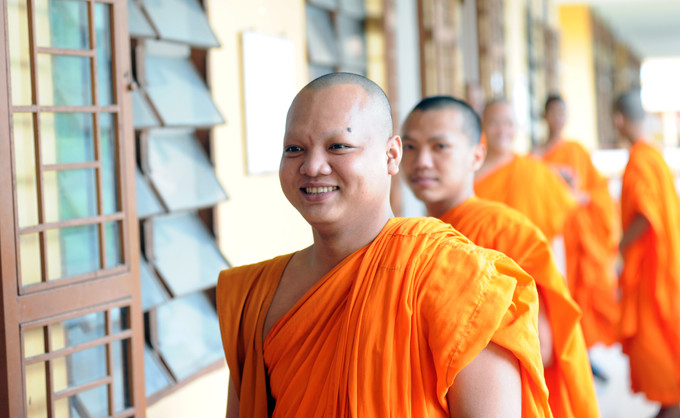 Tăng sinh Khmer đang học tập tại Trường Bổ túc văn hóa (BTVH) Pali Trung cấp Nam Bộ. Ảnh: An Hiếu Ngôi trường của các tăng sinh Khmer ảnh 4