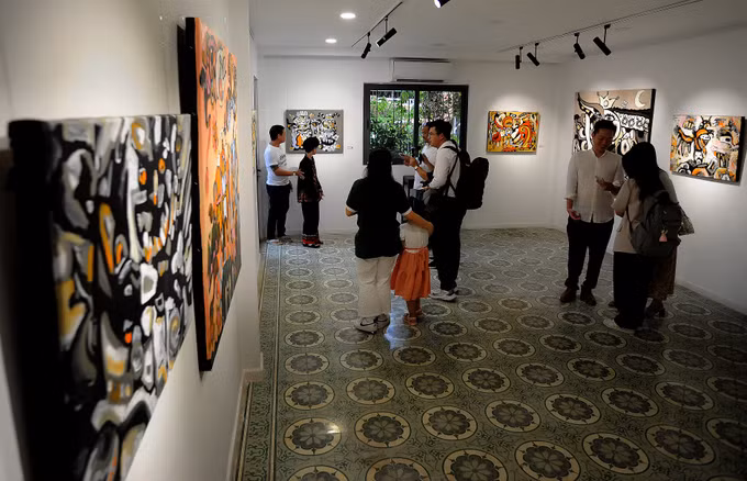 Triển lãm tranh “Những linh hồn ẩn giấu” của họa sỹ nhí dân tộc Tày Hoàng Nhật Quang ảnh 2