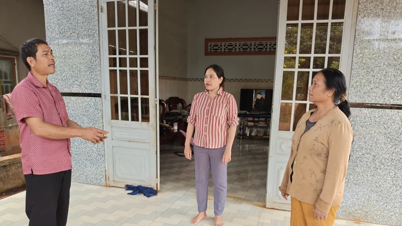 Điểm sáng tuyên truyền bầu cử trong vùng đồng bào thiểu số