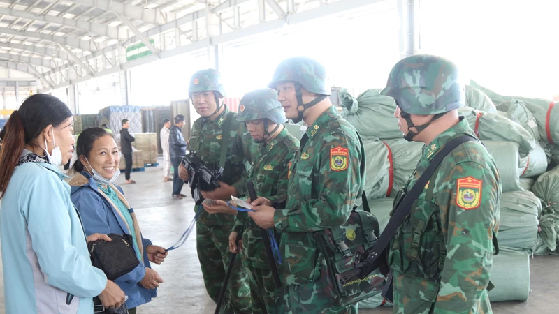 Biên phòng cửa khẩu Chi Ma kiểm soát chặt biên giới cửa khẩu