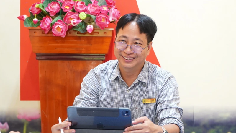 'Người gieo mầm xanh' ở đất Sen hồng