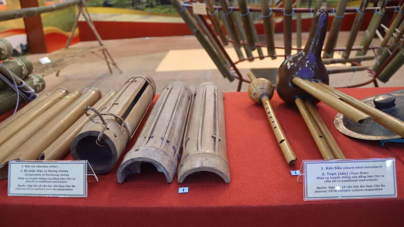 Trưng bày gần 300 hiện vật, hình ảnh tái hiện văn hóa đồng bào Chơ Ro