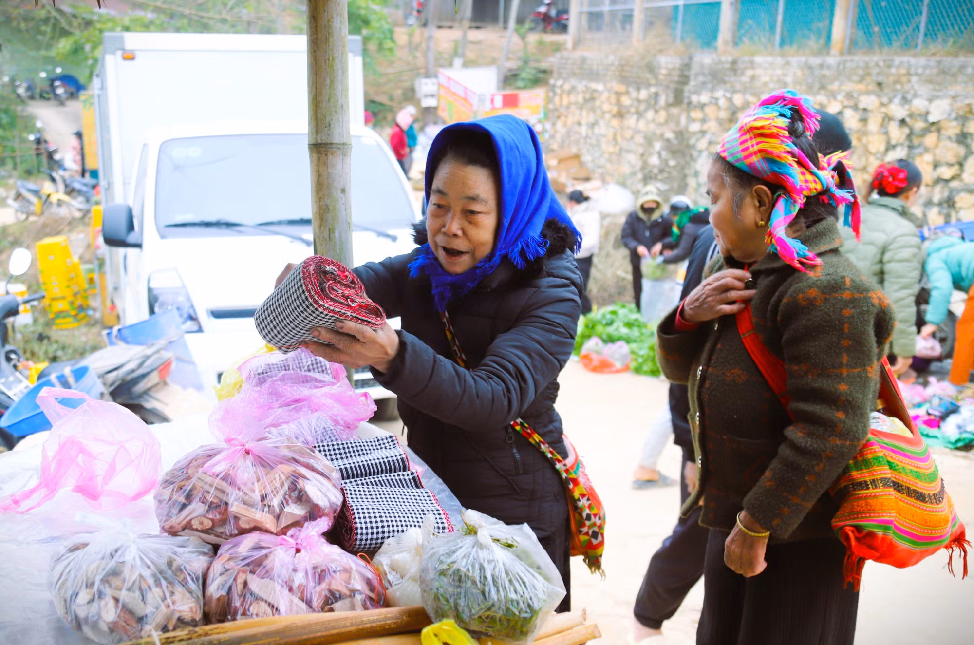 nhom-mai-16012026-06.jpg