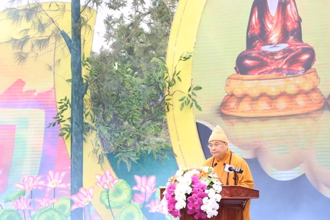 potal-hai-duong-khai-hoi-mua-xuan-con-son-kiep-bac-nam-2025-7854197.jpg