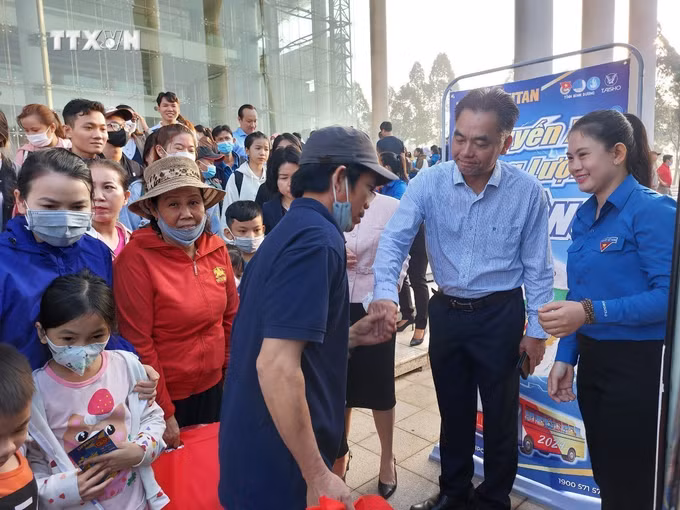 vna_potal_binh_duong_to_chuc_chuyen_xe_nang_luong_0_dong_7213022.jpg