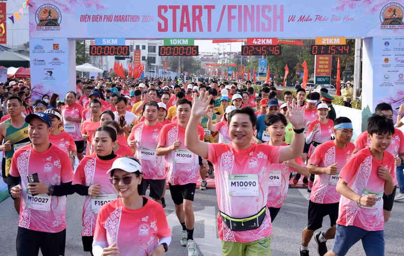 Gần 1.500 vận động viên trong nước và quốc tế dự giải chạy Điện Biên Phủ Marathon 2024