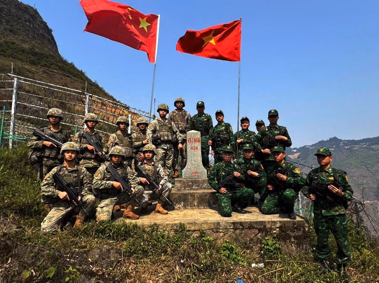 potal-tuan-tra-song-phuong-tuyen-bien-gioi-viet-trung-7926193.jpg