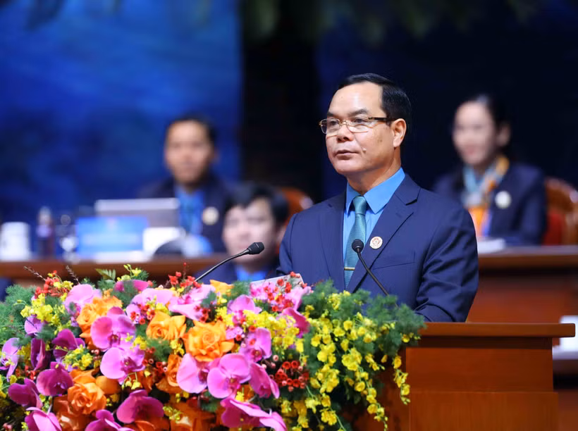 Ông Nguyễn Đình Khang tái đắc cử Chủ tịch Tổng Liên đoàn Lao động Việt Nam khóa XIII