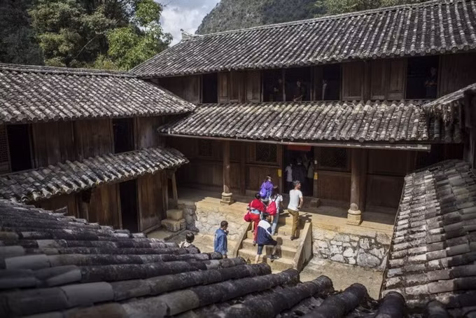 dinh-thu-vua-meo.jpg