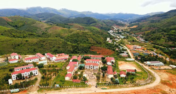 Hệ thống đường bê tông liên thôn, xã tại huyện Tu Mơ Rông (Kon Tum).