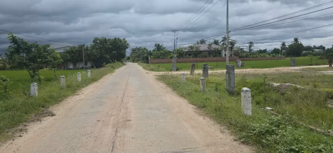 Nhiều tuyến đường được mở rộng từ phong trào hiến đất làm đường.
