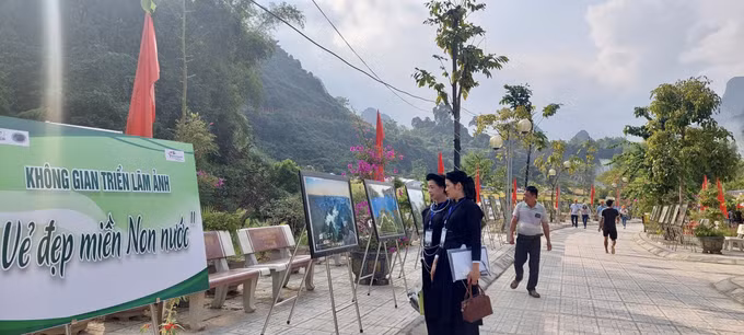 Về miền non nước ảnh 4