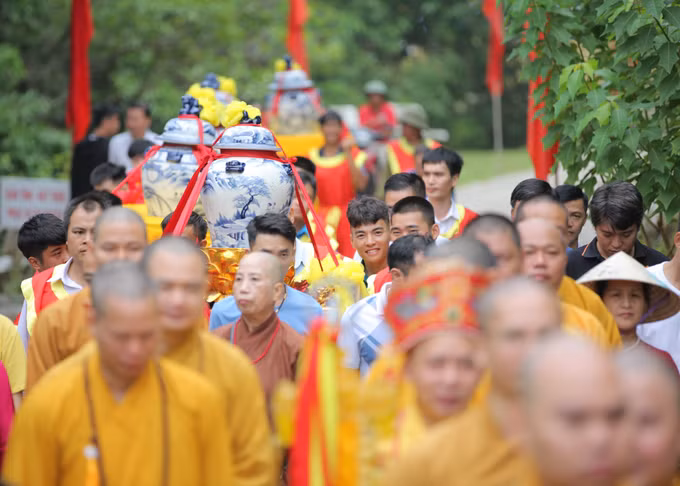 Về miền non nước ảnh 2