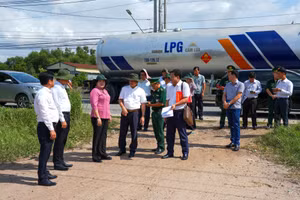 Rà soát phương án phát triển hạ tầng Cửa khẩu quốc tế Mộc Bài