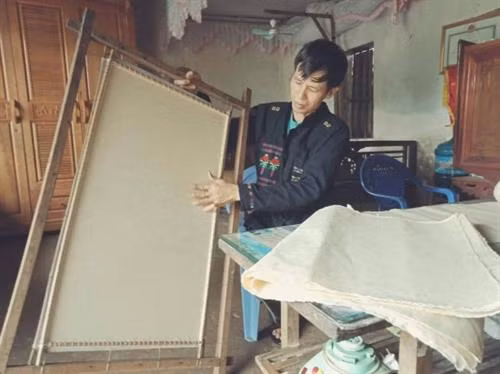 Độc đáo nghề làm giấy dó của đồng bào dân tộc Cao Lan