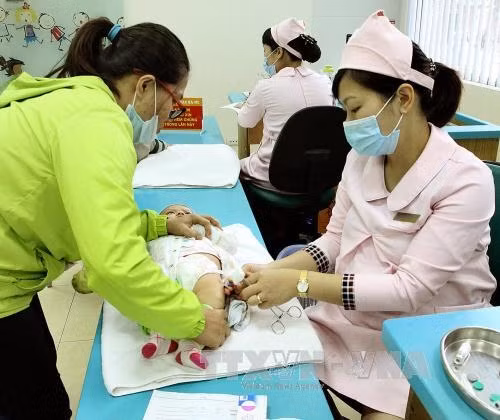 Vắc xin tiêm chủng mở rộng được bảo quản nghiêm ngặt