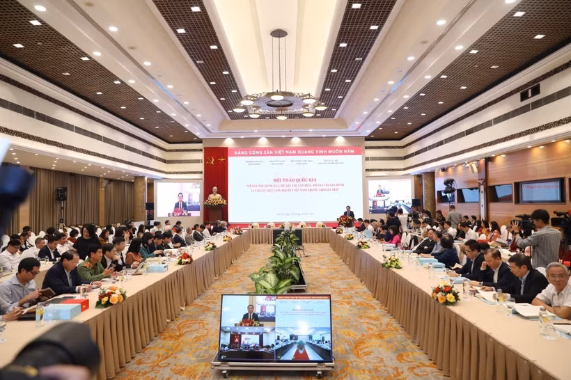 Hội thảo quốc gia "Hệ giá trị quốc gia, hệ giá trị văn hoá, hệ giá trị gia đình và chuẩn mực con người Việt Nam trong thời kỳ mới". Ảnh: Hoàng Hiếu - TTXVN 