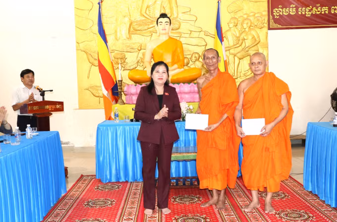 vinh-long-tet-khmer-150422026-01.jpg
