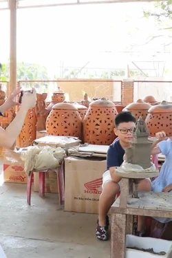 Bảo tồn làng nghề Chăm gắn với phát triển du lịch