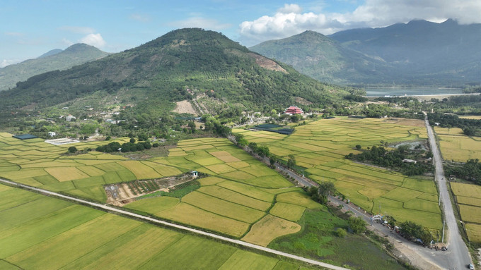 Am Chúa tọa lạc trên núi Đại An, xã Diên Điền, huyện Diên Khánh. Ảnh: Đặng Tuấn -TTXVN potal-le-hoi-am-chua-doc-dao-net-van-hoa-co-truyen-tai-khanh-hoa-7941983.jpg