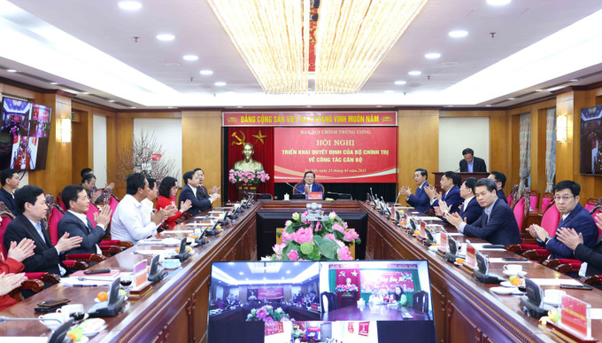 Quang cảnh hội nghị. Ảnh: Phương Hoa - TTXVN potal-dong-chi-bui-van-nghiem-giu-chuc-pho-truong-ban-noi-chinh-trung-uong-7823979.jpg